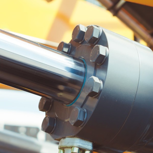 Hydraulic Ram Repair Process